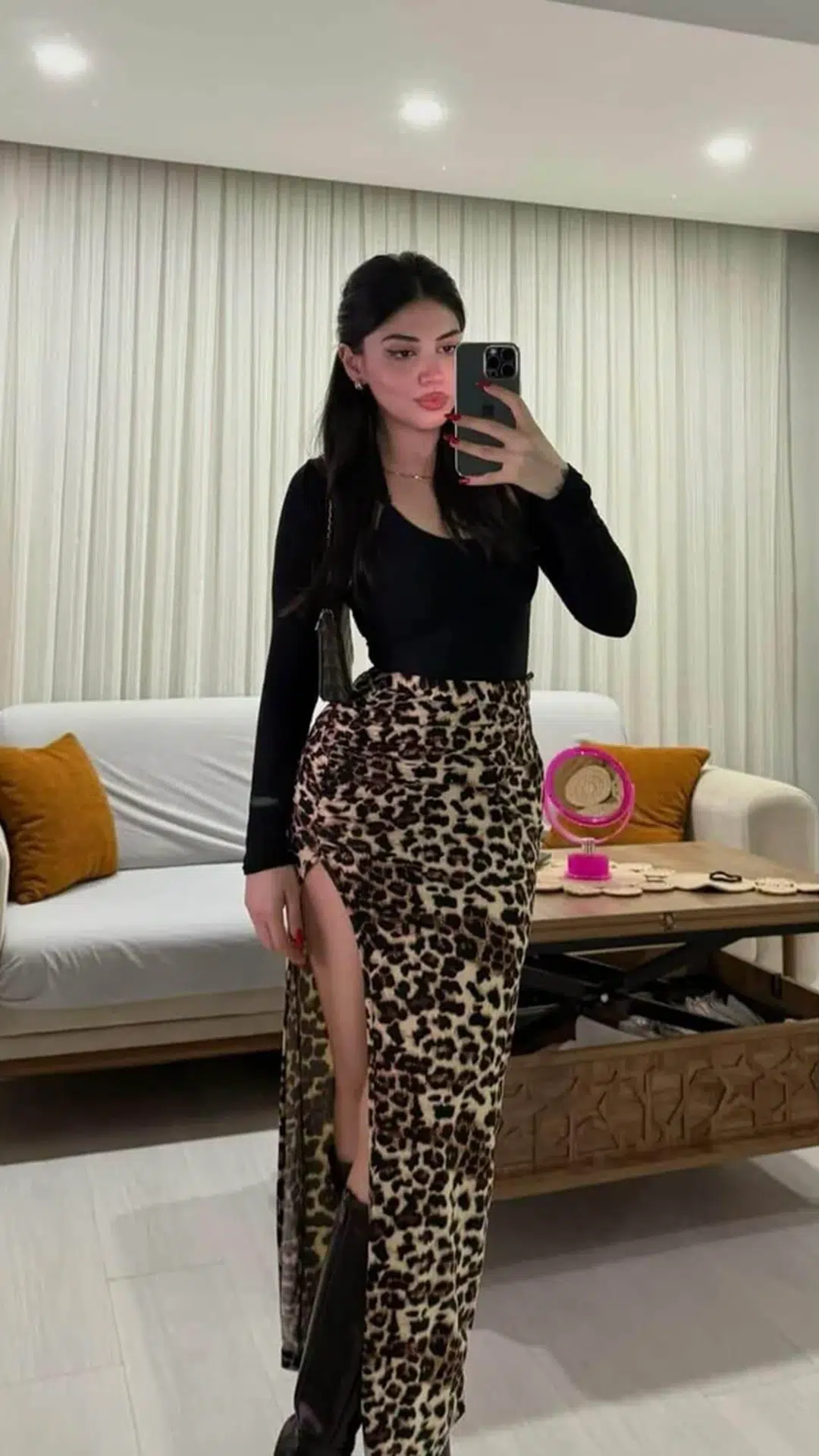 Ankara escort makalesi için kütüphane görseli 28, 01 portre